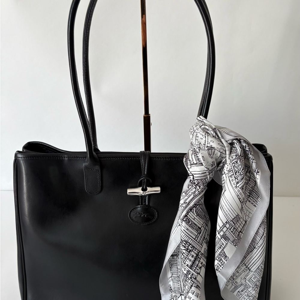 Longchamp Large Roseau with Bonus Scarf